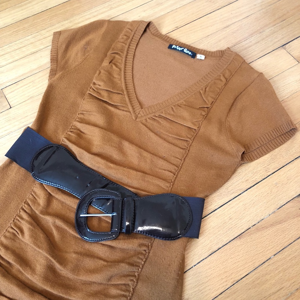 Rouched bodycon sweater dress with belt